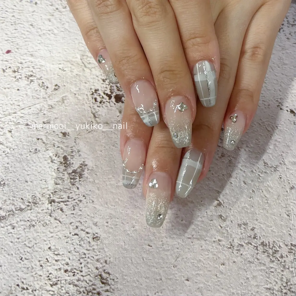 ネイル ジェルネイル 韓国ネイル マグネットネイル ニュアンスネイル パラジェル mermooi nailのネイルデザイン