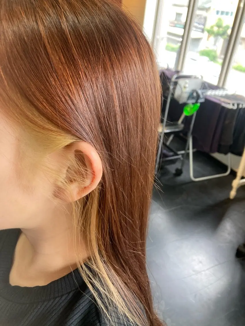イヤリングカラー、インナーカラーの写真