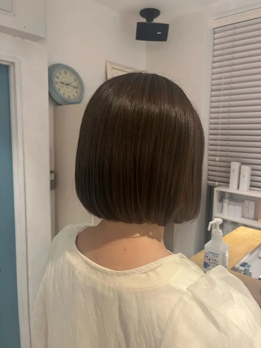 ショート カラー アッシュ アッシュブラウン ブラウンカラー ボブ カット ヘアカラー 武田 綺音のヘアスタイル