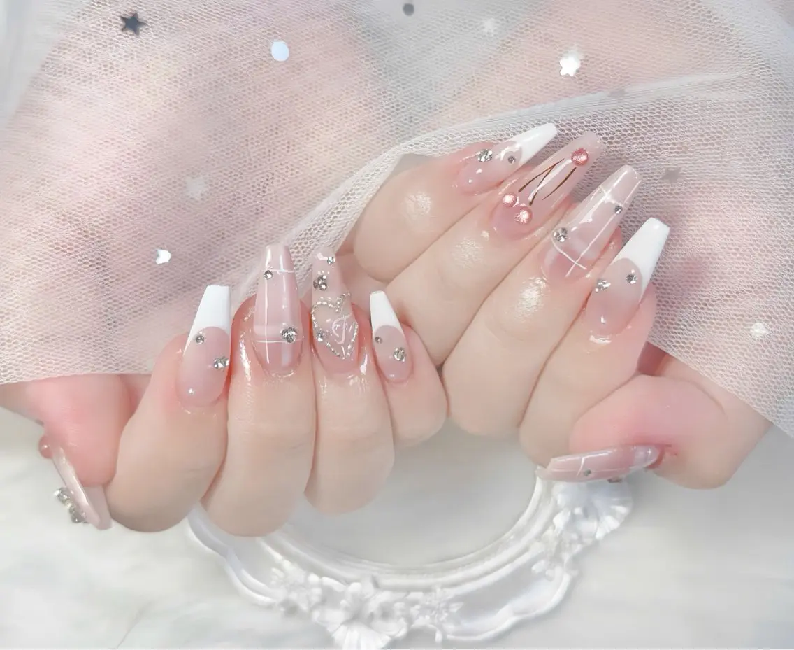 ネイル ハンドネイル THANHTHANH NAILのネイルデザイン