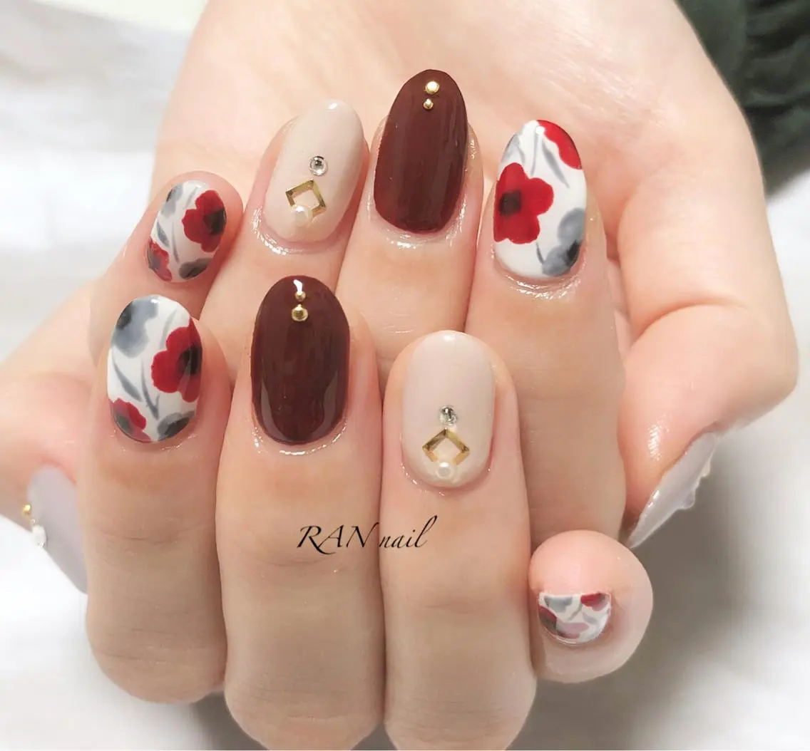 ネイル 成人式 フットネイル オフィスネイル 冬ネイル ハンドネイル フットネイル RAN nailのネイルデザイン