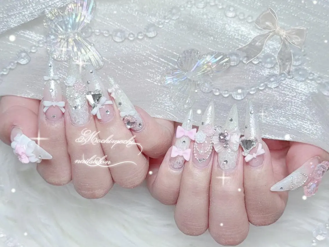 ネイル 長さ出し キラキラネイル 韓国ネイル ロングネイル マグネットネイル ハンドネイル ハンドケア 🎀Reina🎀 長さ出し新宿のネイルデザイン