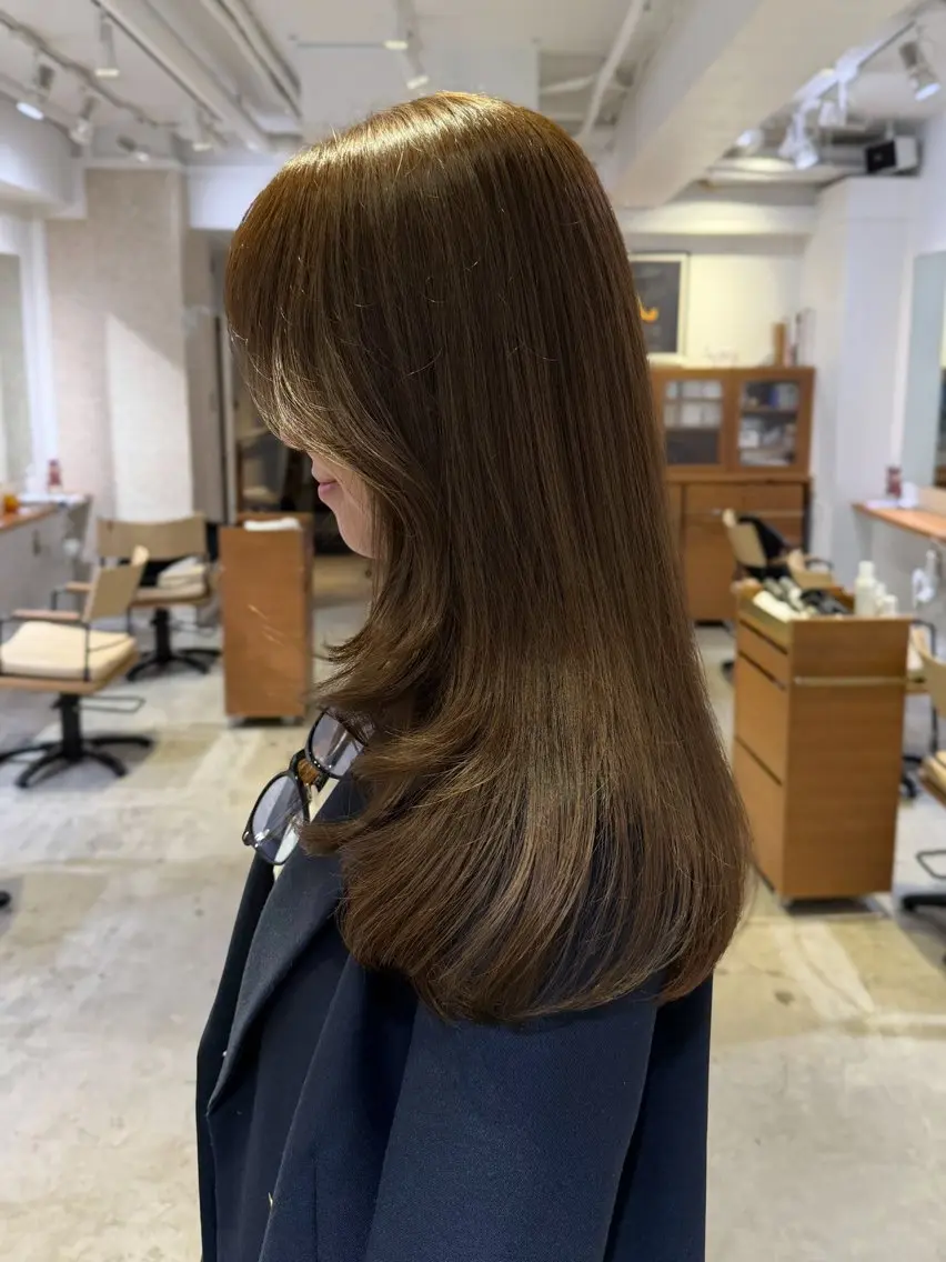 ロング カラー アッシュ アッシュブラウン ブラウンカラー 透明感カラー ARISA 学芸大学/海外ヘアのヘアスタイル