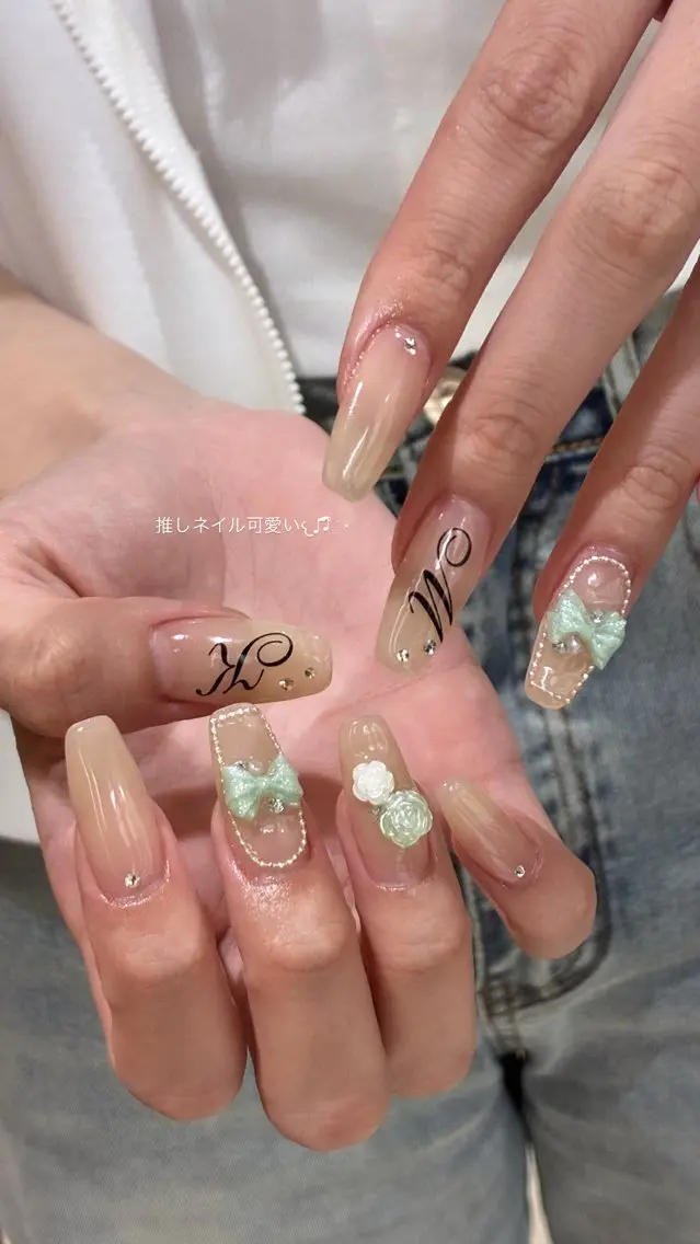 ネイル 持ち込み ハンドネイル Aki ୨୧のネイルデザイン