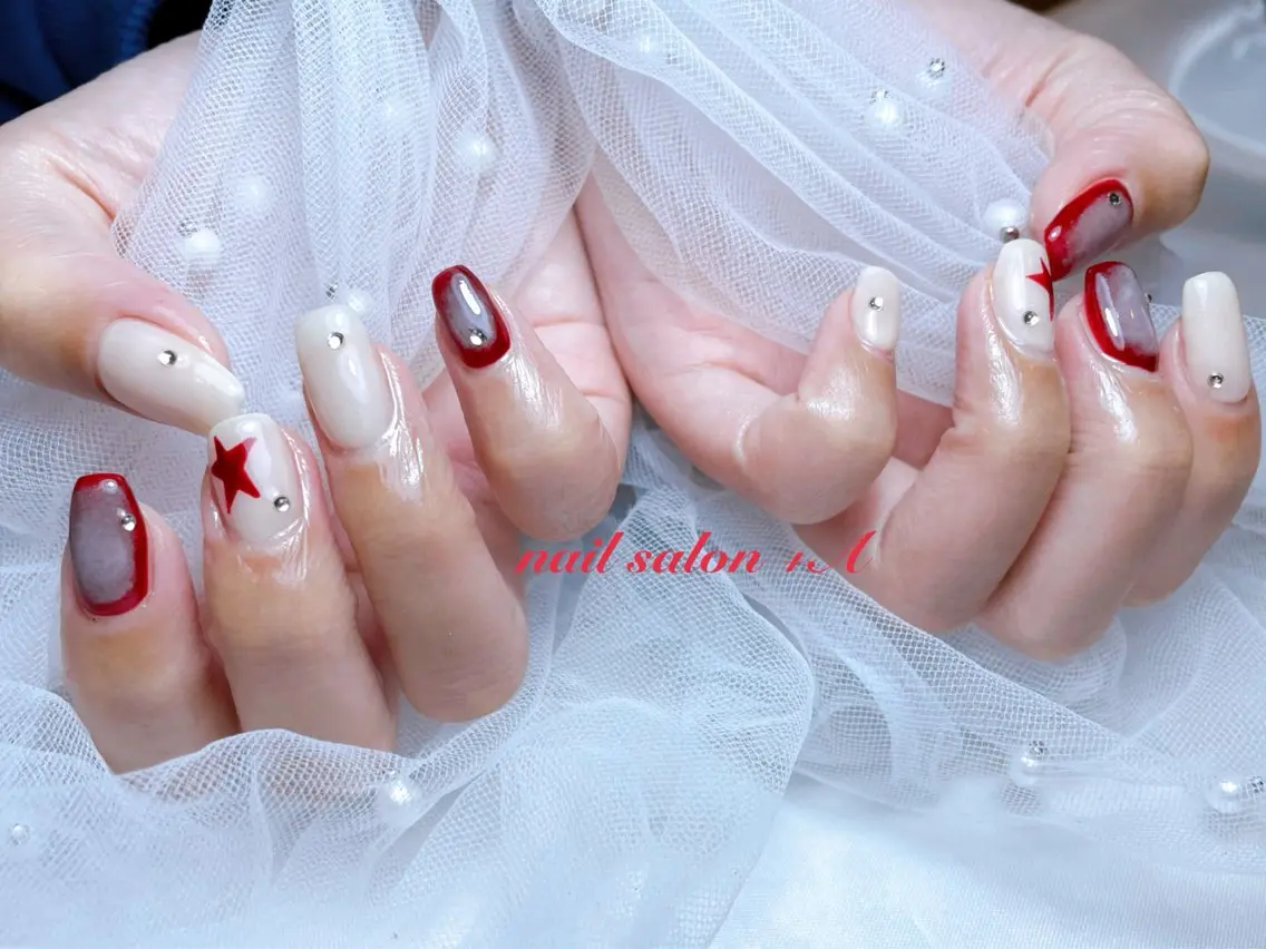 ミディアム ハンドネイル Nail Salon +Aのネイルデザイン