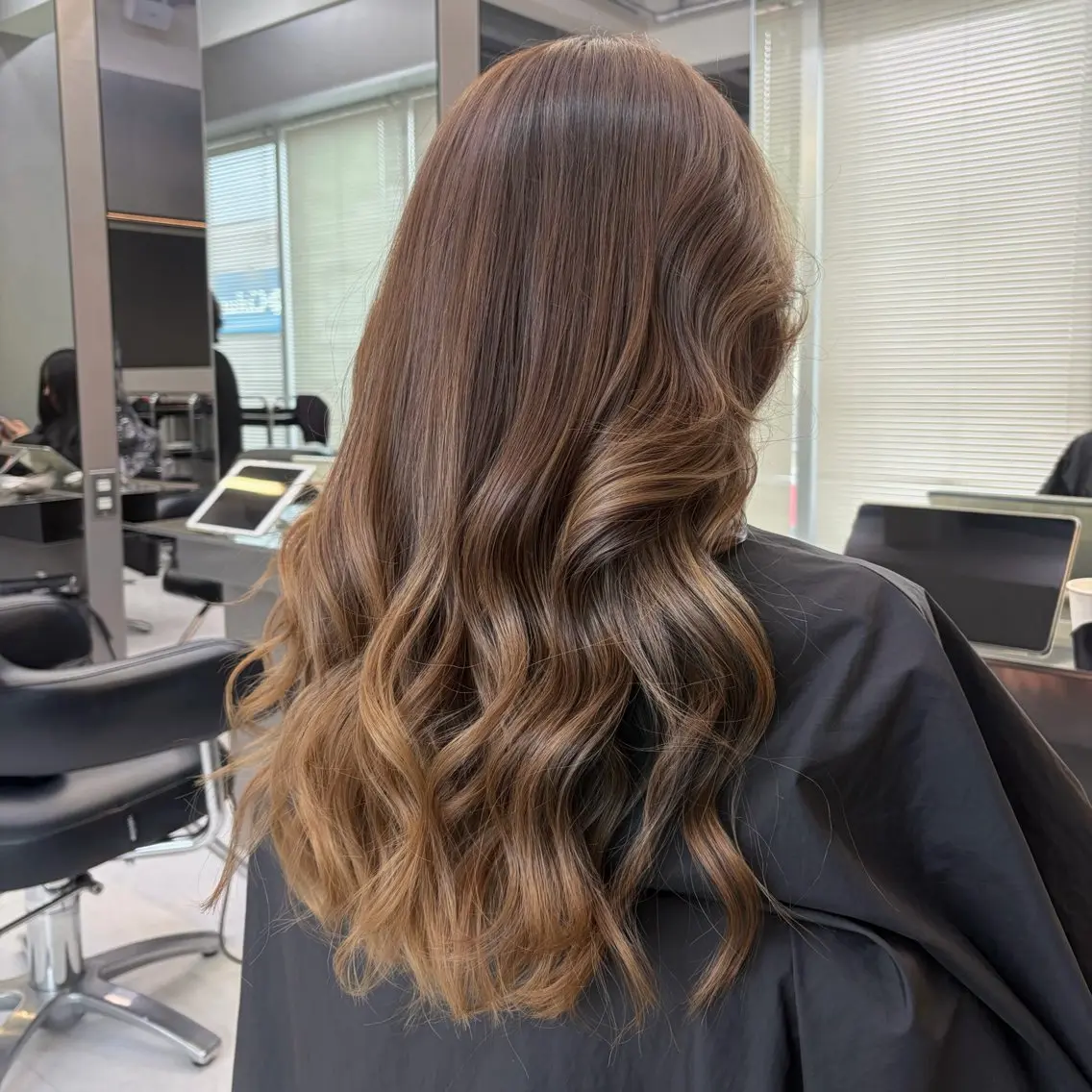 ロング カット ヘアカラー トリートメント 🫧バレイヤージュ/ ハイライト/ミズキのヘアスタイル