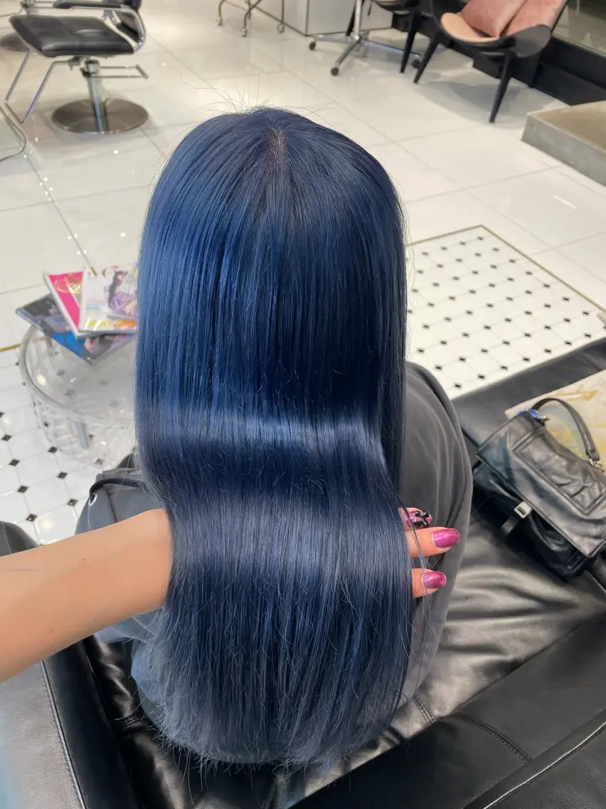 ロング カラー ブリーチ ブルーカラー ネイビーカラー 🎀吉祥寺🎀 カラー/Nanamiのヘアスタイル