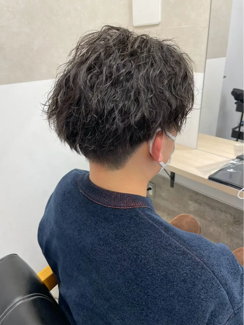 メンズ 🎀透明感 カラーHiROEのヘアスタイル