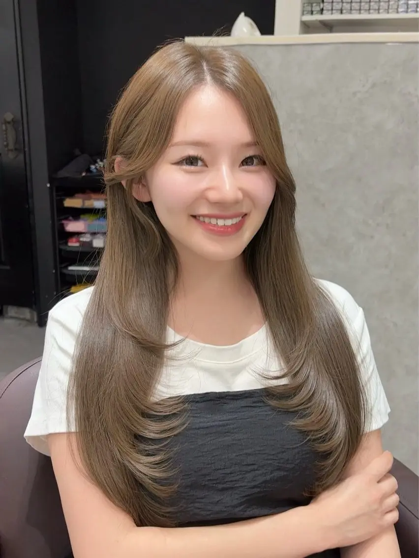 ロング レイヤーカット ロング カット ヘアカラー トリートメント あい❤︎ /韓国巻き/レイヤーのヘアスタイル