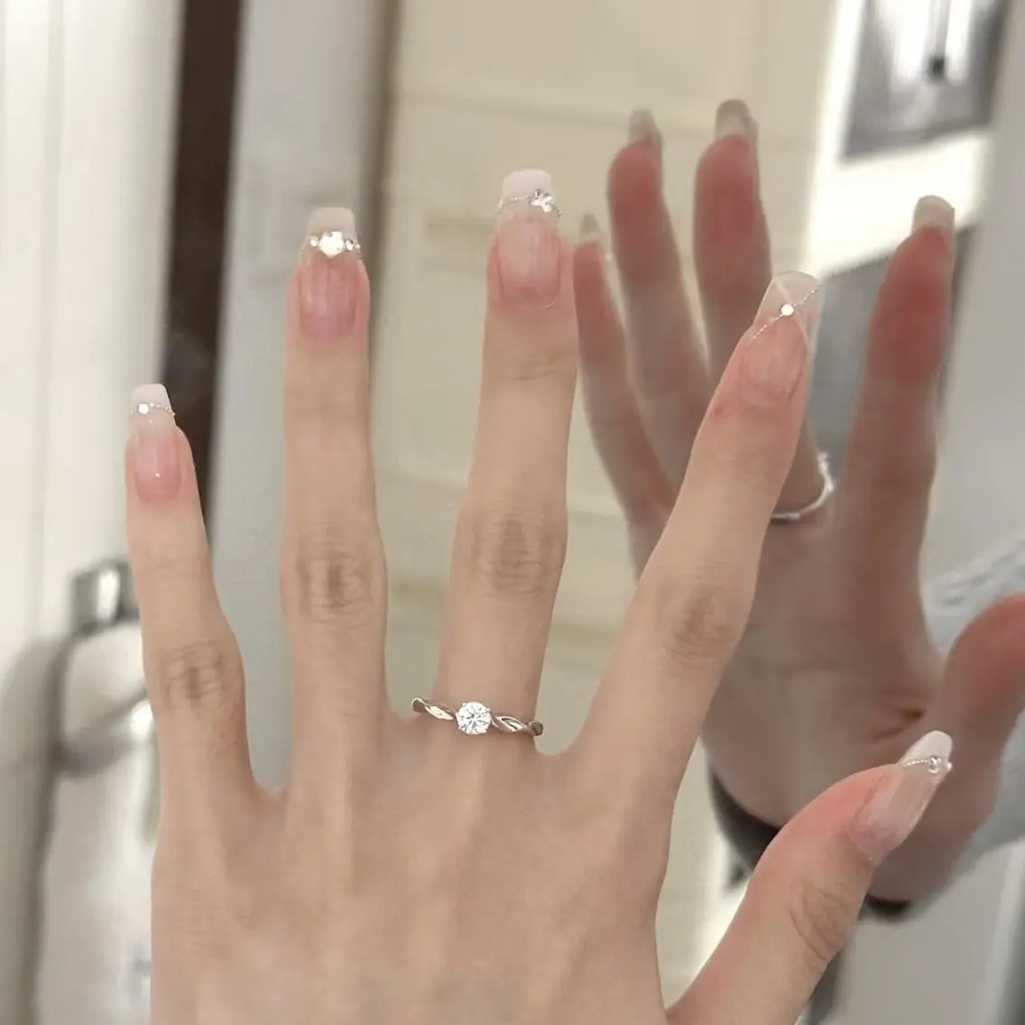 ネイル ハンドネイル ハンドケア 🍑 momo_nailのネイルデザイン