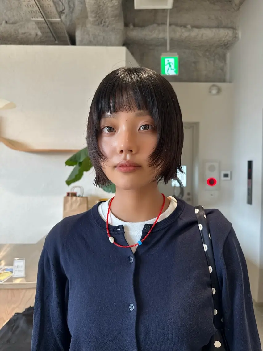 ショート ボブ 顔周りカット カット トリートメント 村田 茉優のヘアスタイル