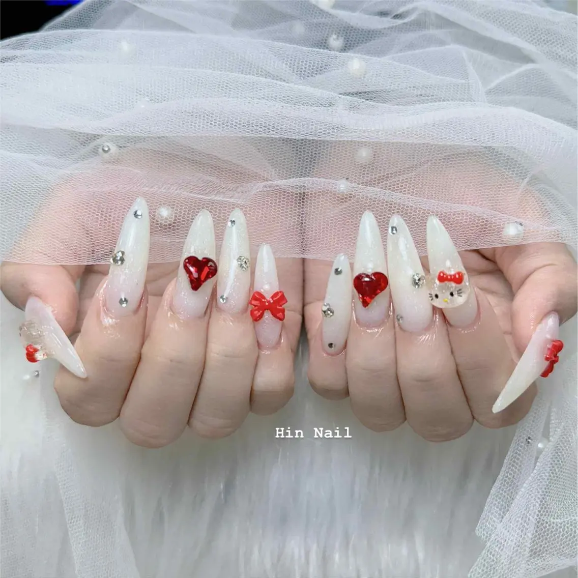 ネイル ハンドネイル HIN NAILのネイルデザイン