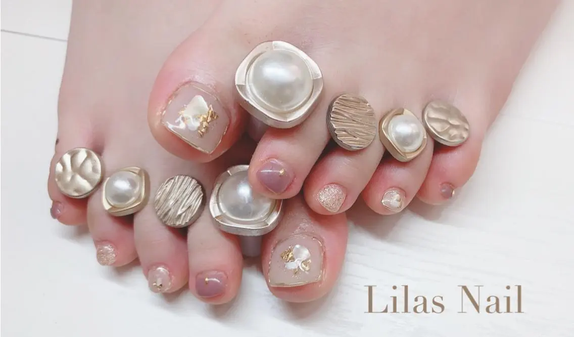 ネイル フットネイル ジェルネイル ハードジェル ロングネイル ミラーネイル Lilas Nailのネイルデザイン