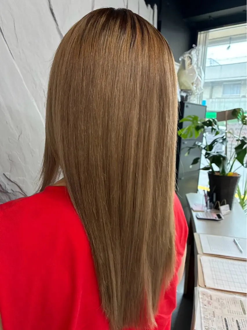 ロング 森 まりのヘアスタイル