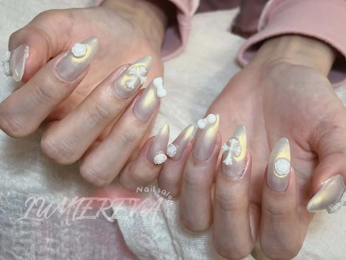 ネイル フラワーネイル フレンチネイル キラキラネイル 韓国ネイル マグネットネイル ハンドネイル Lumiereva nail salonのネイルデザイン