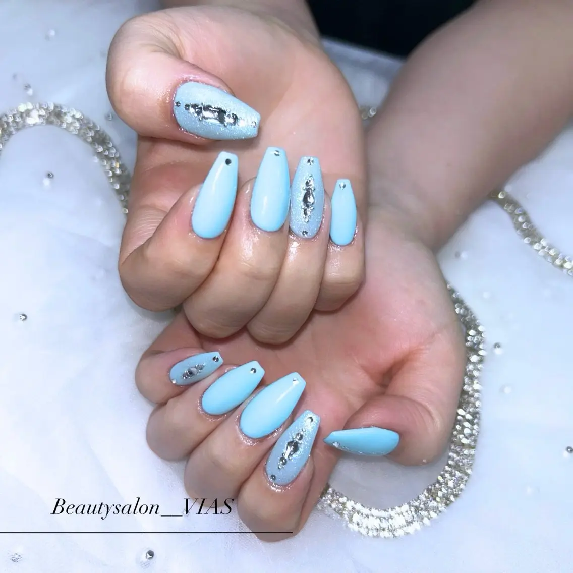 ネイル ハンドネイル VIAS 〜EYE&NAIL〜のマツエク・マツパデザイン