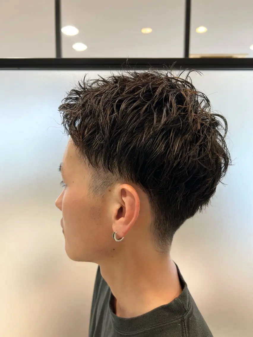 パーマ メンズ メンズパーマ カット パーマ LiTA 友田未来のヘアスタイル