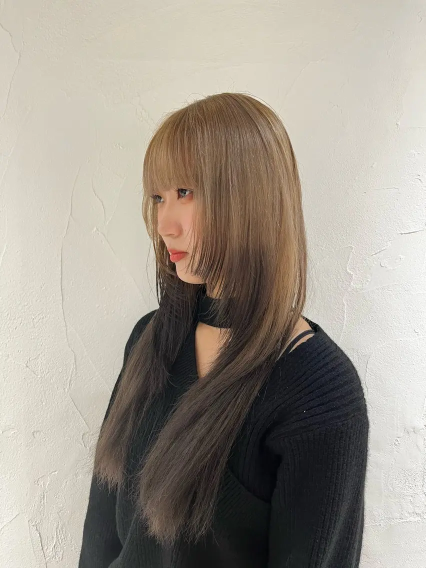 ロング カラー ベージュカラー 黒髪 レイヤーカット/ブラ ウンカラー/河野凜のヘアスタイル