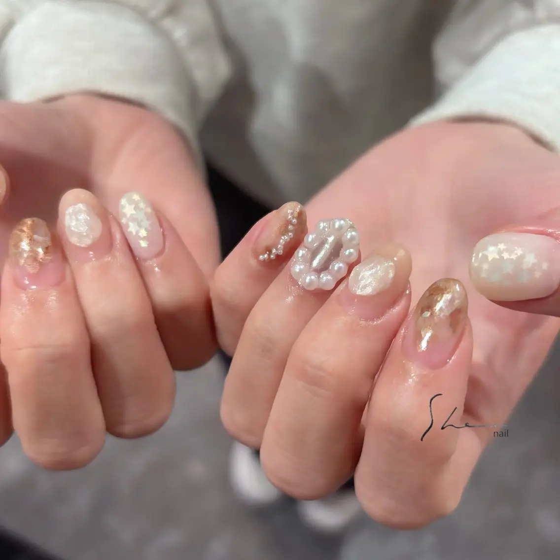 ネイル ニュアンスネイル ハンドネイル SHE adusaのネイルデザイン