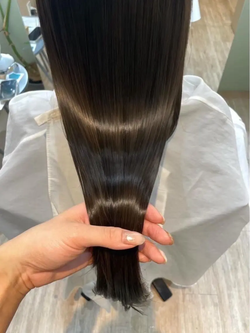 ロング カラー 髪質改善 サワタ ミサのヘアスタイル