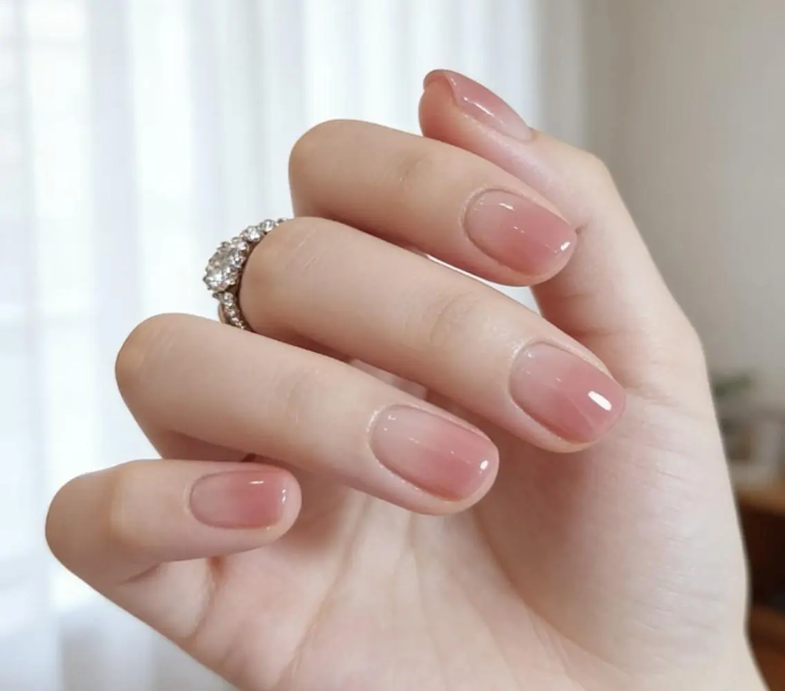 ネイル ハンドネイル フットネイル Nail&Eye 💯MIKAのマツエク・マツパデザイン