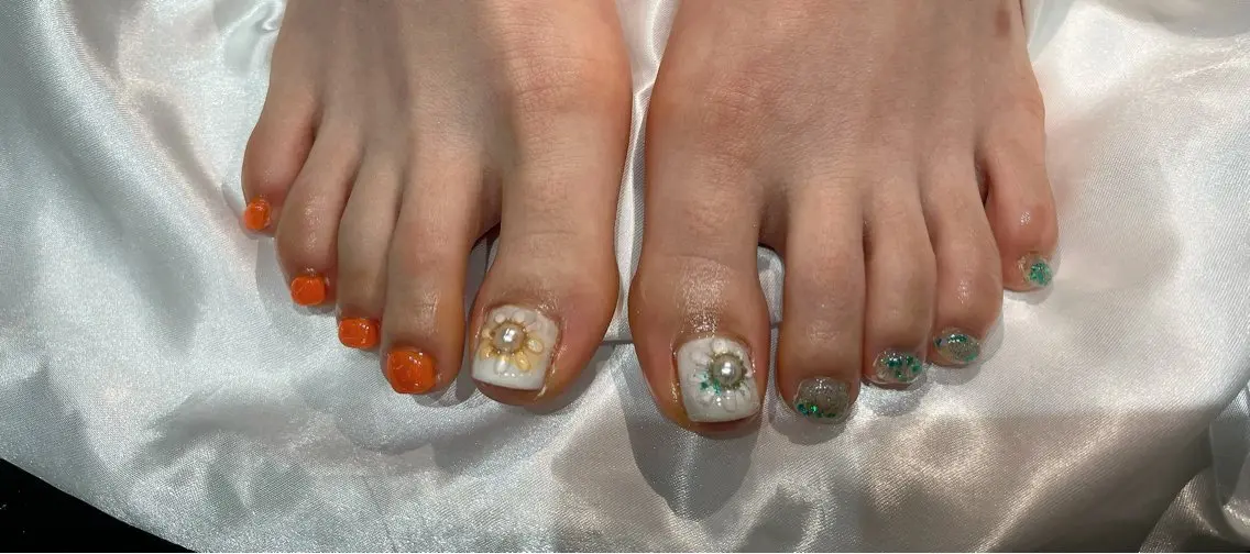 ネイル ぷっくりネイル フットネイル Nail ecxia ／Reikaのネイルデザイン