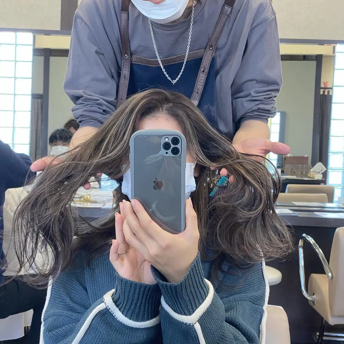 セミロング ハイライト ヘアカラー トリートメント 具志 正太のヘアスタイル
