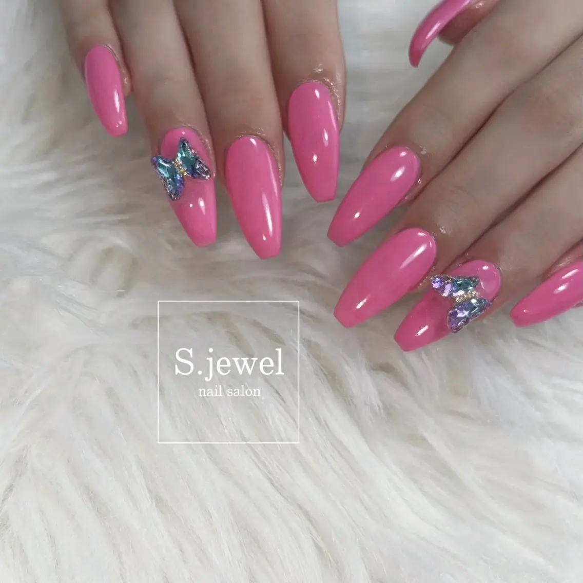ネイル S. JEWELのネイルデザイン