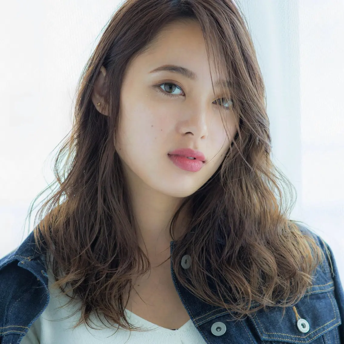 セミロング カラー 髪質改善 ♦️髪質改善縮毛矯正 美髪💍谷口克也♦️のヘアスタイル