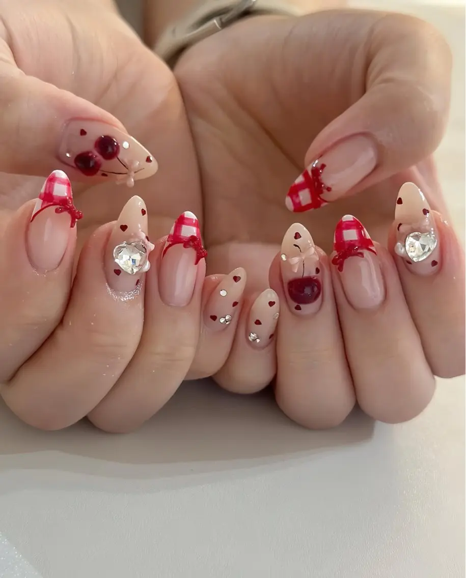 ネイル アートネイル 長さ出し ガーリー 韓国ネイル 持ち込み Rin Nail 新大久保店のネイルデザイン
