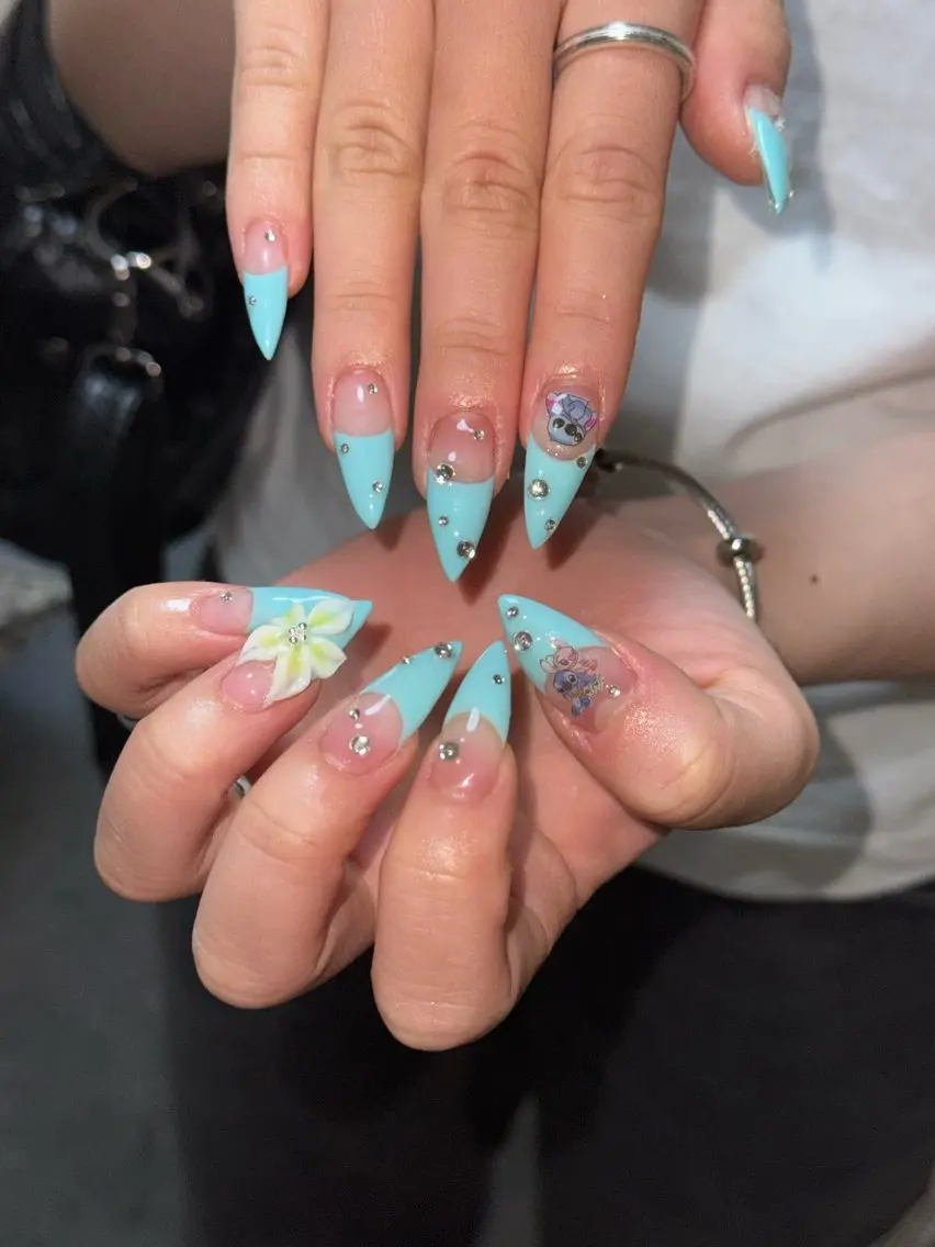 ネイル ハンドネイル estrela 🍑のネイルデザイン