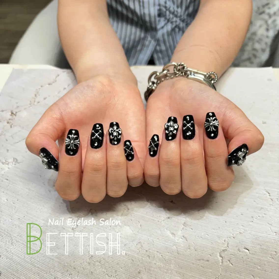 ネイル NiuShe SERIのネイルデザイン