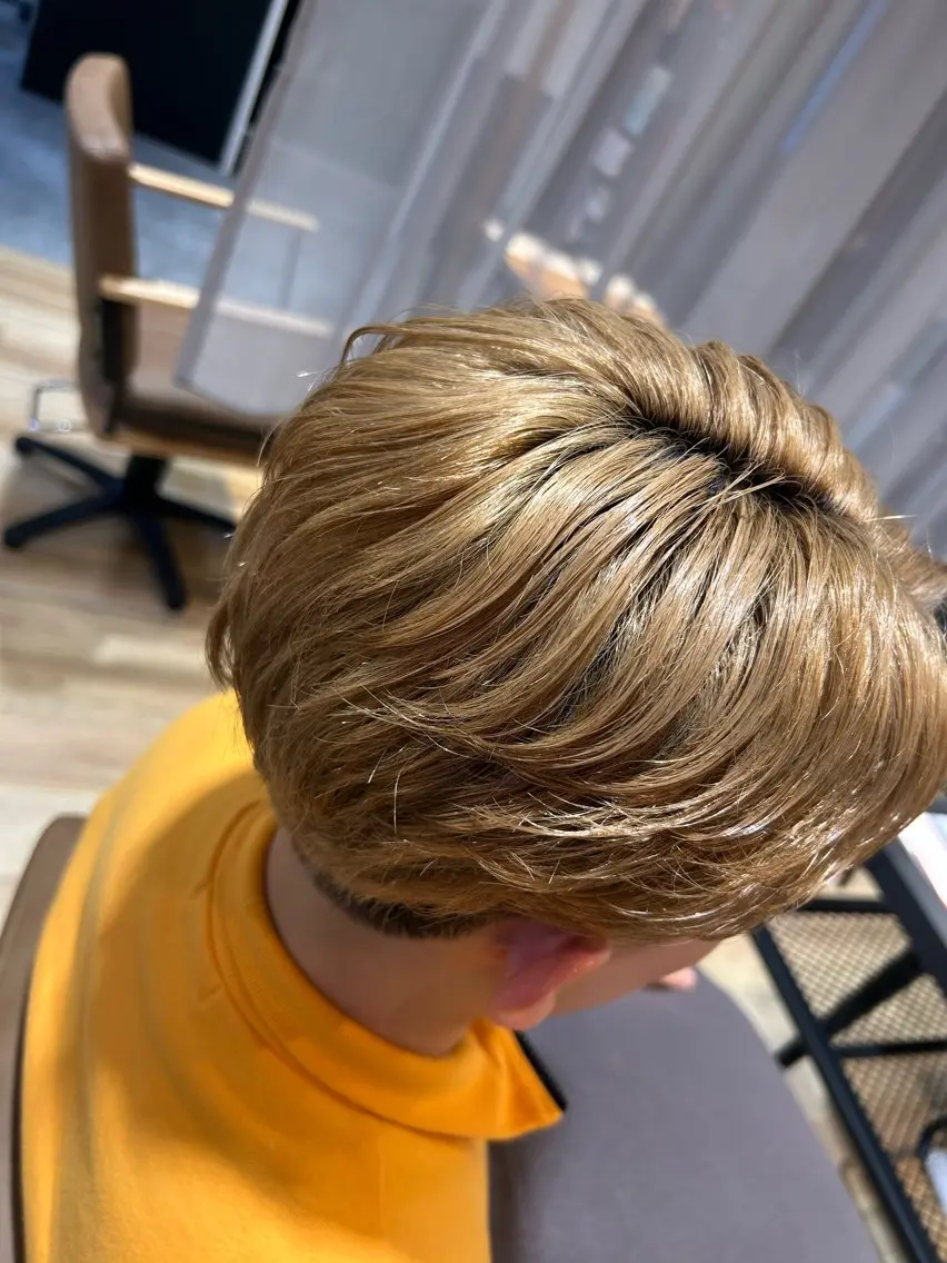 メンズ カット ヘアカラー フジイイブキ 髪質改善カラーのヘアスタイル