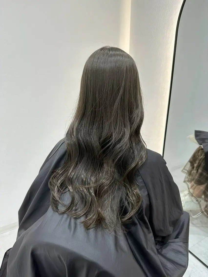 ロング カラー アッシュ ベージュカラー ブラウンカラー 透明感カラー グレージュ 福田 れん/個室 ReFa認定サロンのヘアスタイル