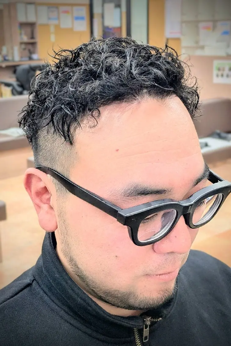 ショート パーマ 理容プラージュ燕三条 福井のヘアスタイル