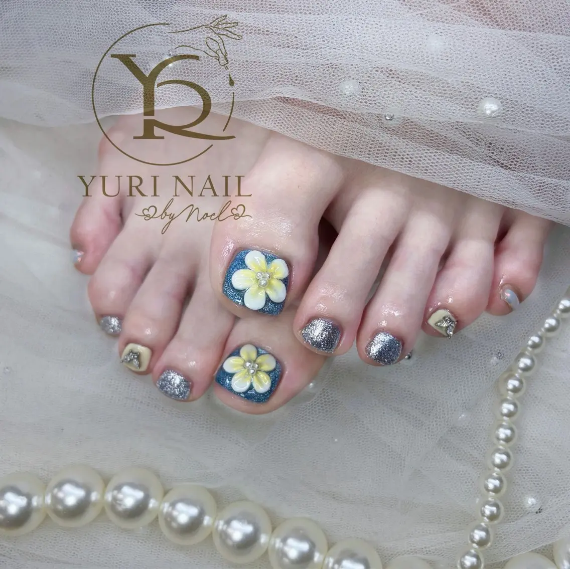ネイル ハンドネイル フットネイル ハンドケア YURI Nail NARITAのネイルデザイン
