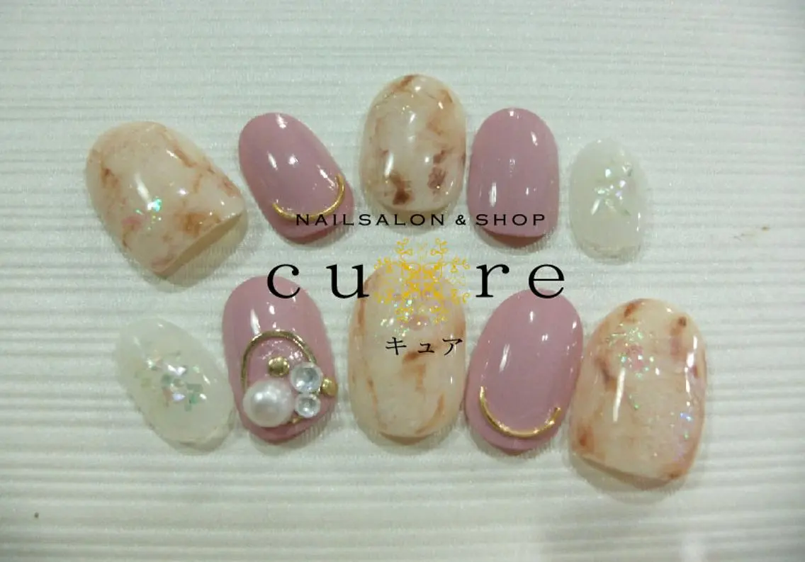 ネイル ネイルサロン Cureのネイルデザイン