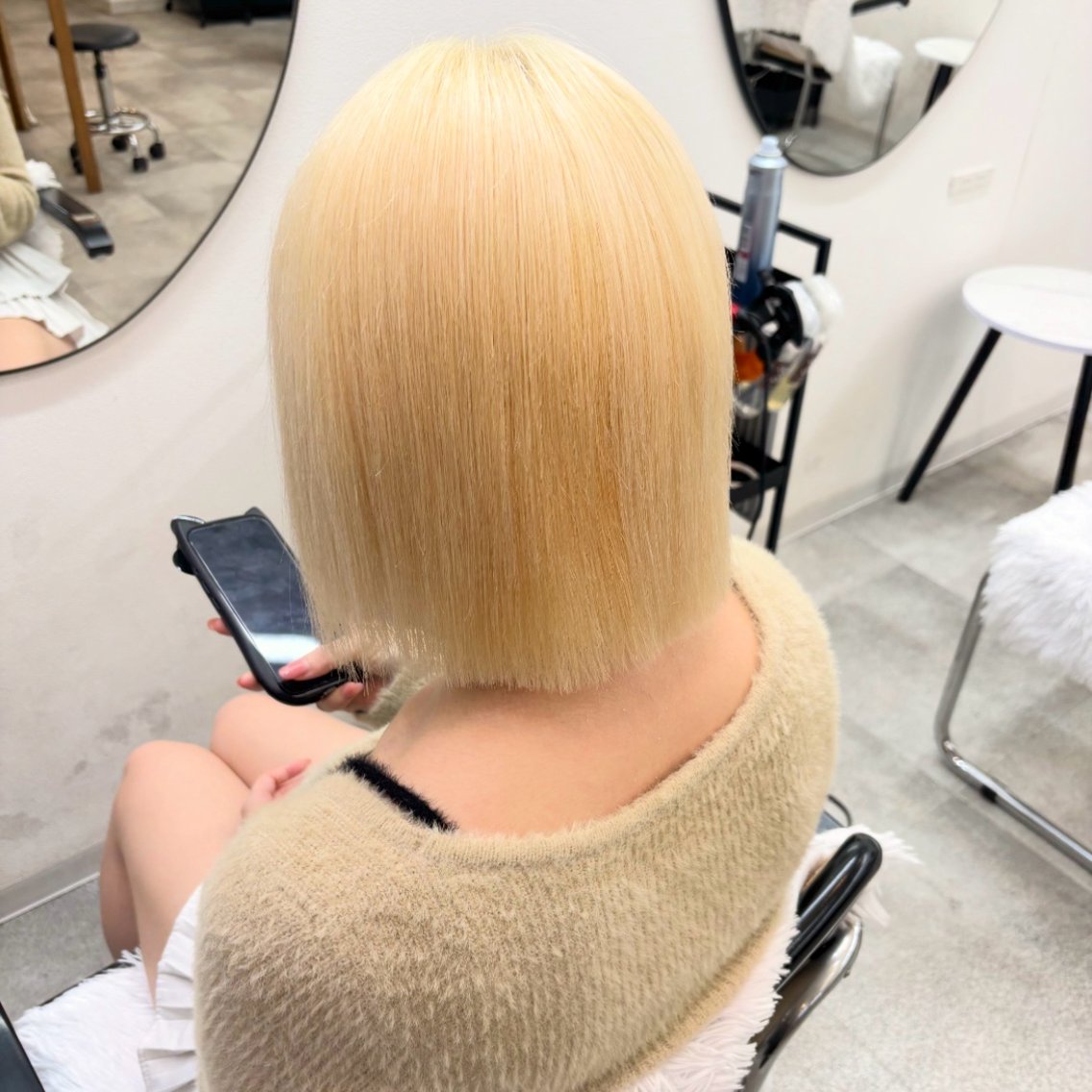 ショート カラー 切りっぱなしボブ ブロンド ボブ ヘアカラー トリートメント ヘアセット 渋谷🤍ハイトーン 🤍ボブ🤍FUMUのヘアスタイル