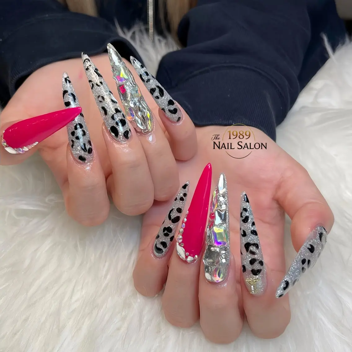 ネイル ロングネイル スーパーロングネイル The 1989 Nail Salonのネイルデザイン