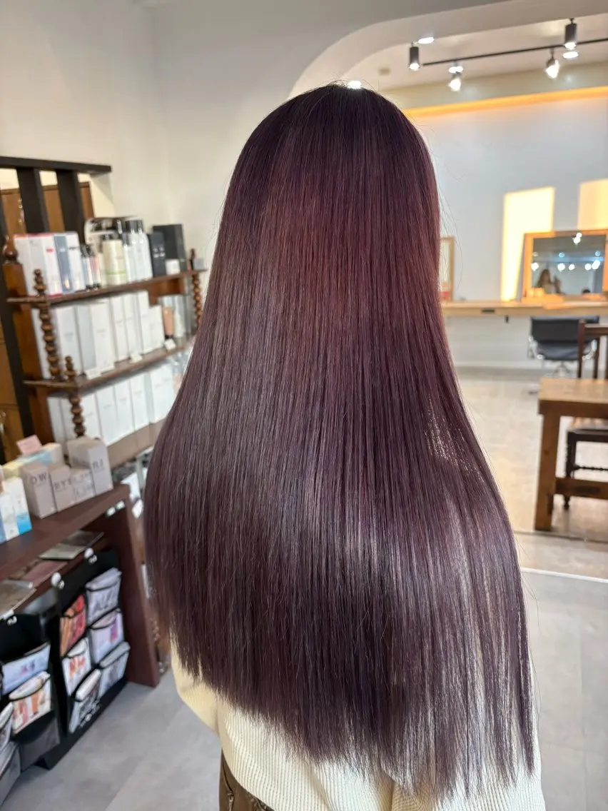 ロング カラー ブリーチ 透明感カラー ヘアカラー 黒川 綾音のヘアスタイル