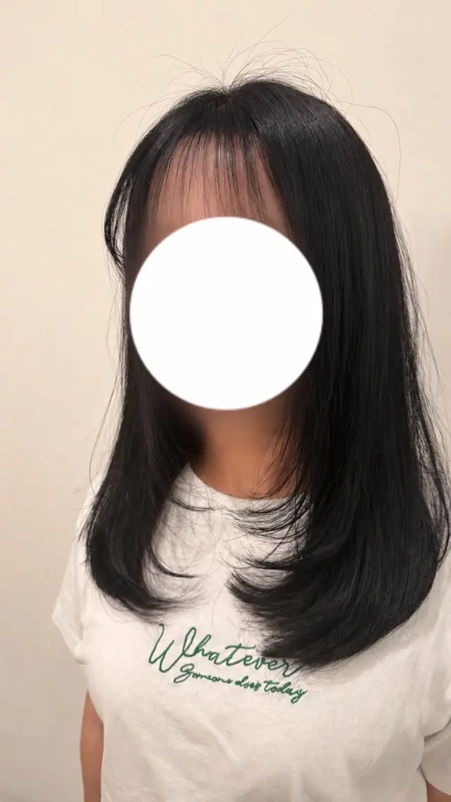 セミロング 顔周りカット レイヤーカット 川島 捺のヘアスタイル