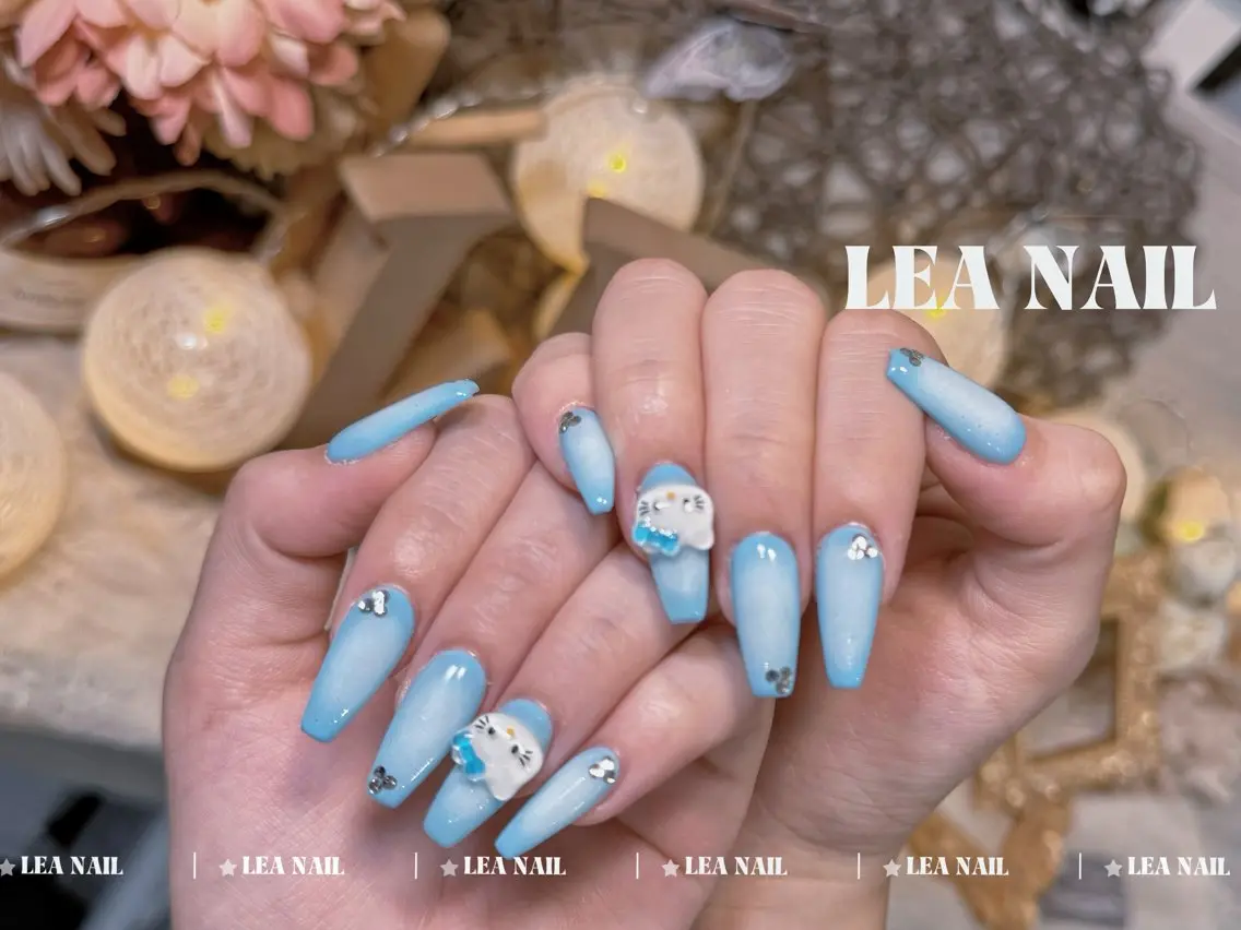 ネイル チークネイル フラッシュネイル フットネイル フレンチネイル ジェルネイル Luxe Nail Salonのネイルデザイン