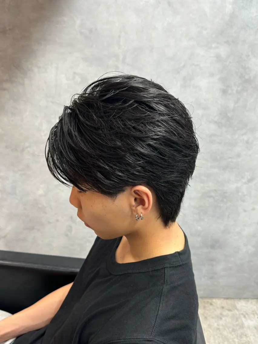 🔵【再来様クーポン】メンズカット+フェザーパーマor毛流れパーマ(眉カット+トリートメント付き)の写真