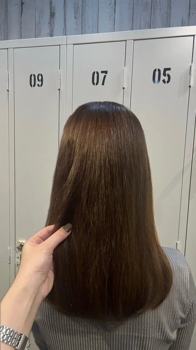 ロング カラー ブリーチ 中村 日向のヘアスタイル