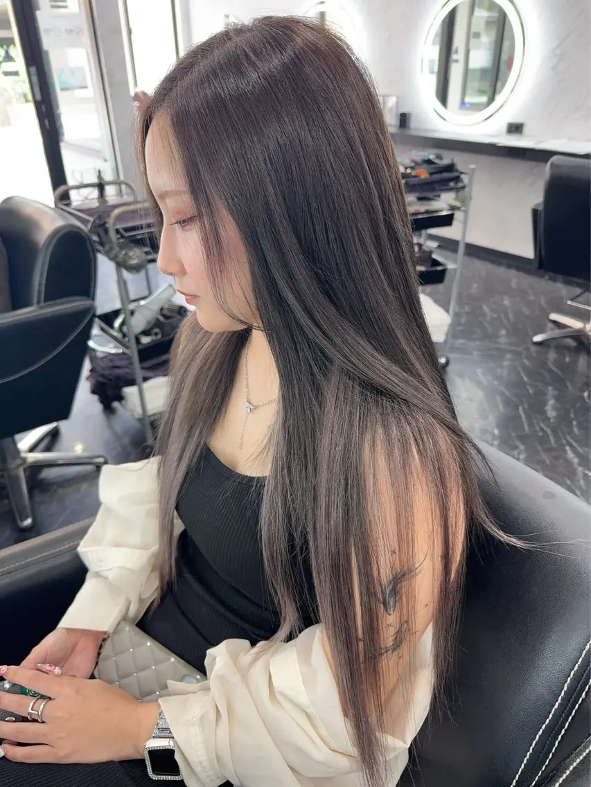 【長さ出し＋毛量増やしたい方へ】ワンカラー＋シールエクステ（70枚）の写真