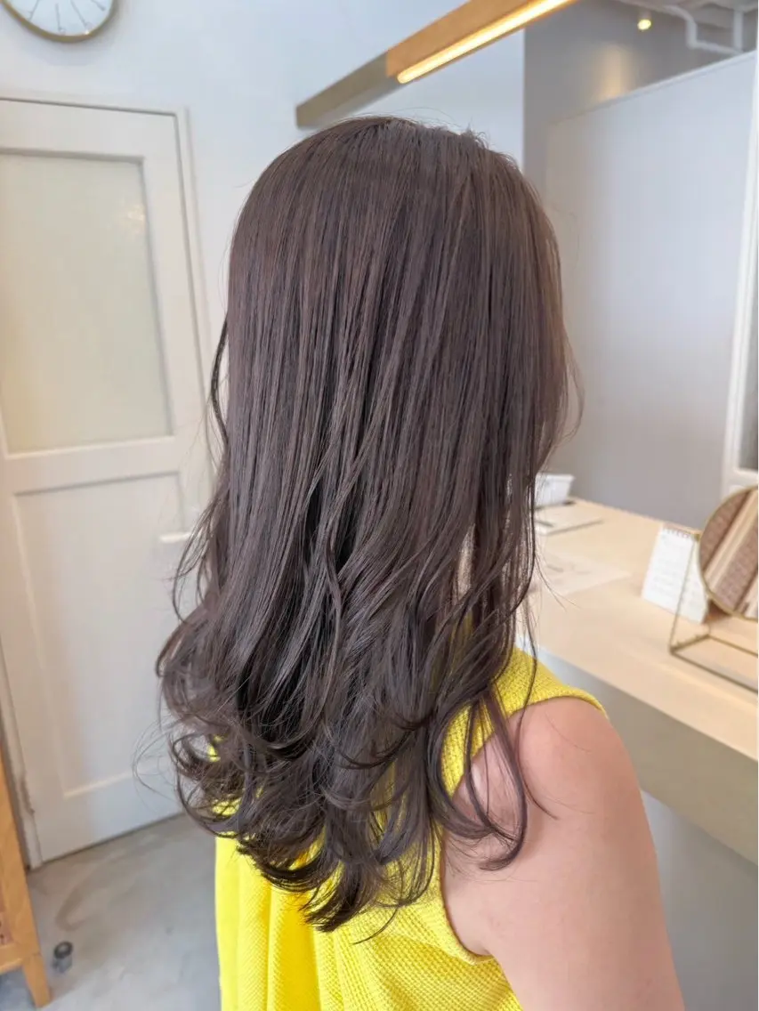 セミロング カラー ヘアカラー 城市 虹璃のヘアスタイル