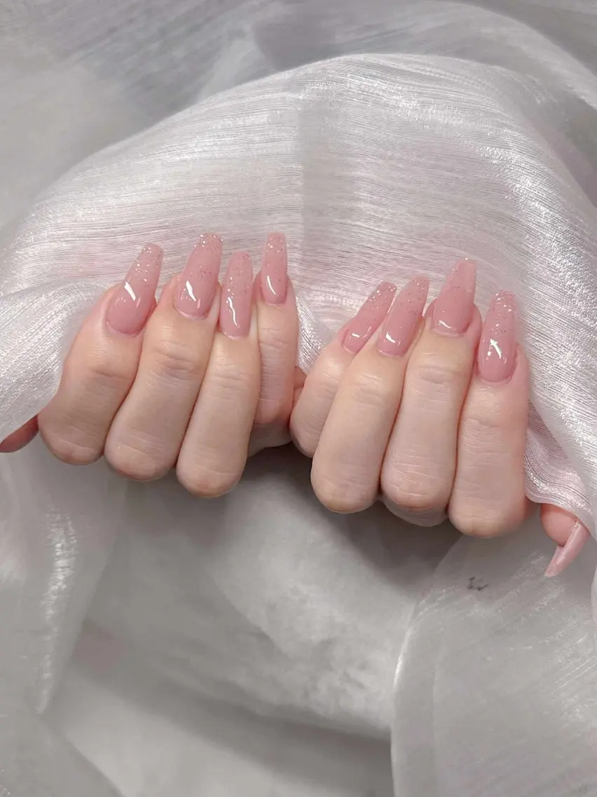 ネイル ハンドネイル Lee Nailsのネイルデザイン