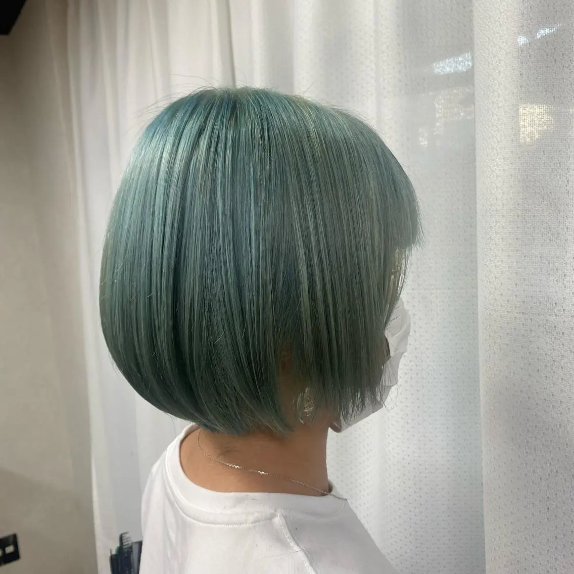 ショート カラー ブリーチ ブルーカラー 年間1500人担当 代表 南一路のヘアスタイル