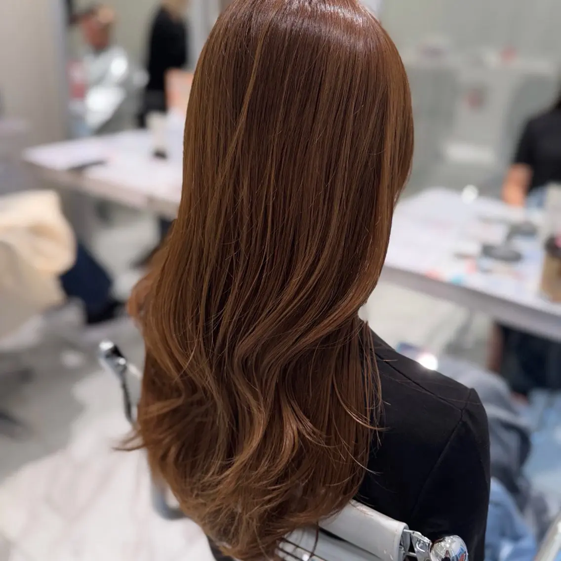 セミロング ヘアカラー 韓国スタイル🇰🇷 児島葉月のヘアスタイル
