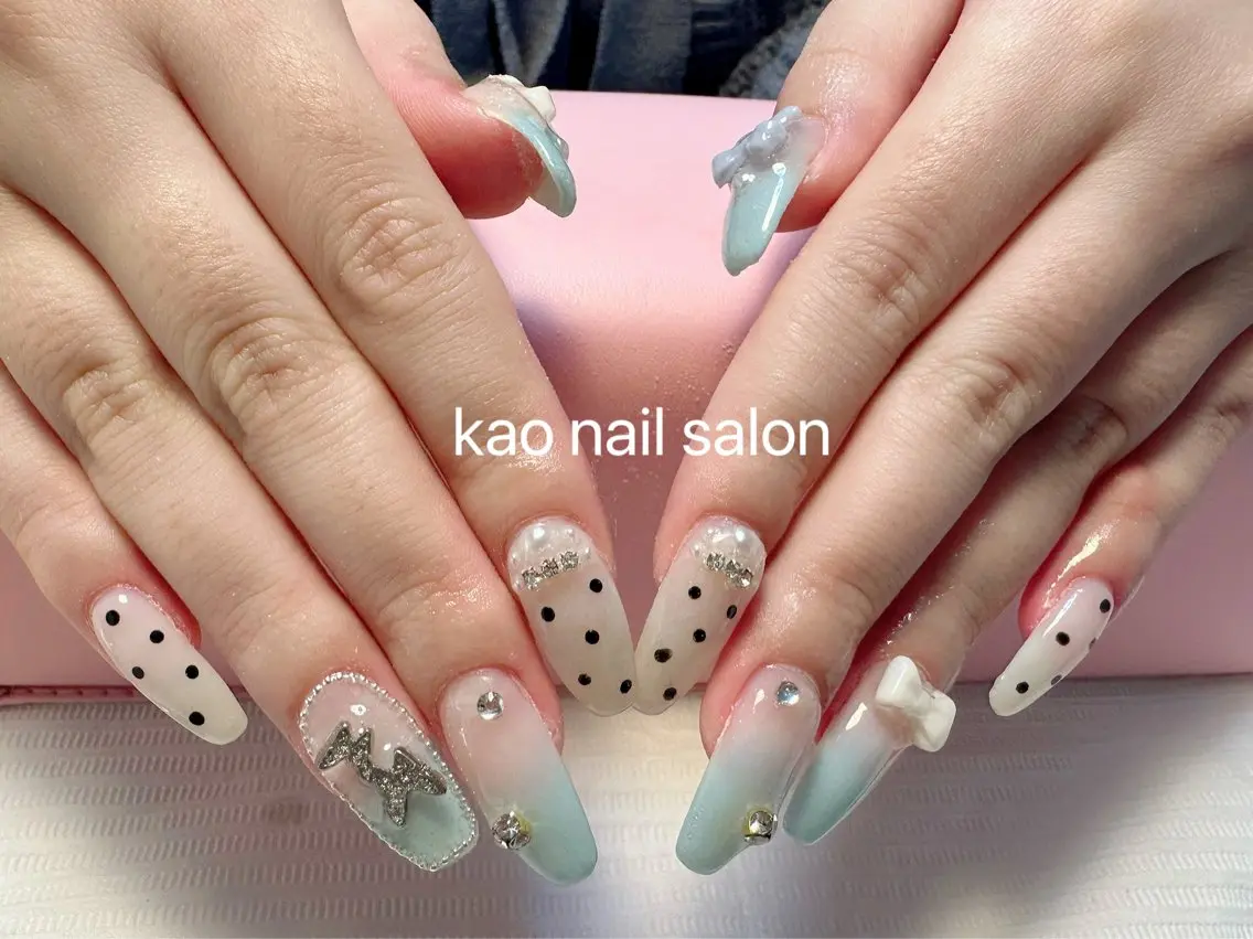 ネイル チークネイル 長さ出し フレンチネイル ジェルネイル ガラスフレンチ ハンドネイル kao nail マグネット/長さだしのネイルデザイン